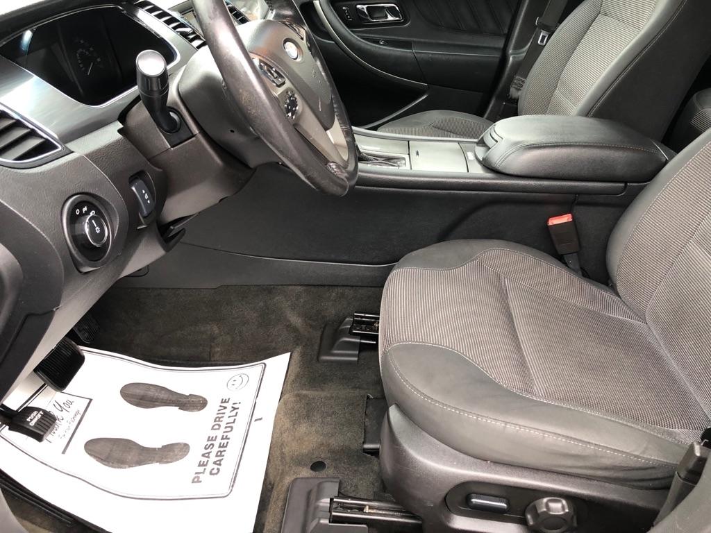 Ford Taurus  2014