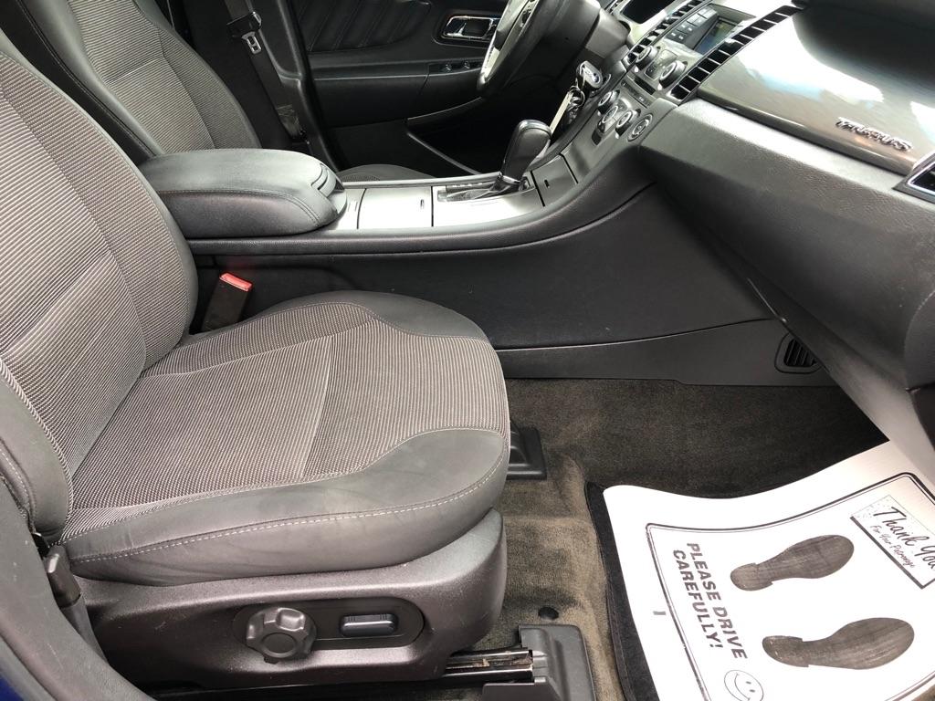 Ford Taurus  2014
