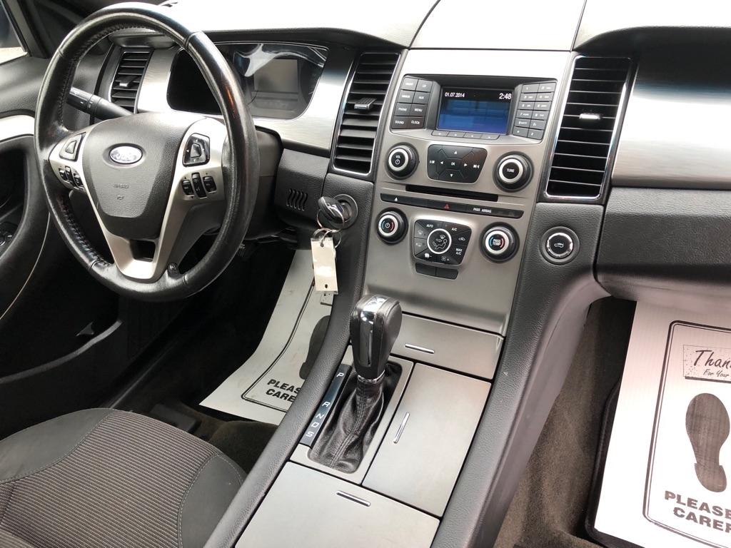 Ford Taurus  2014