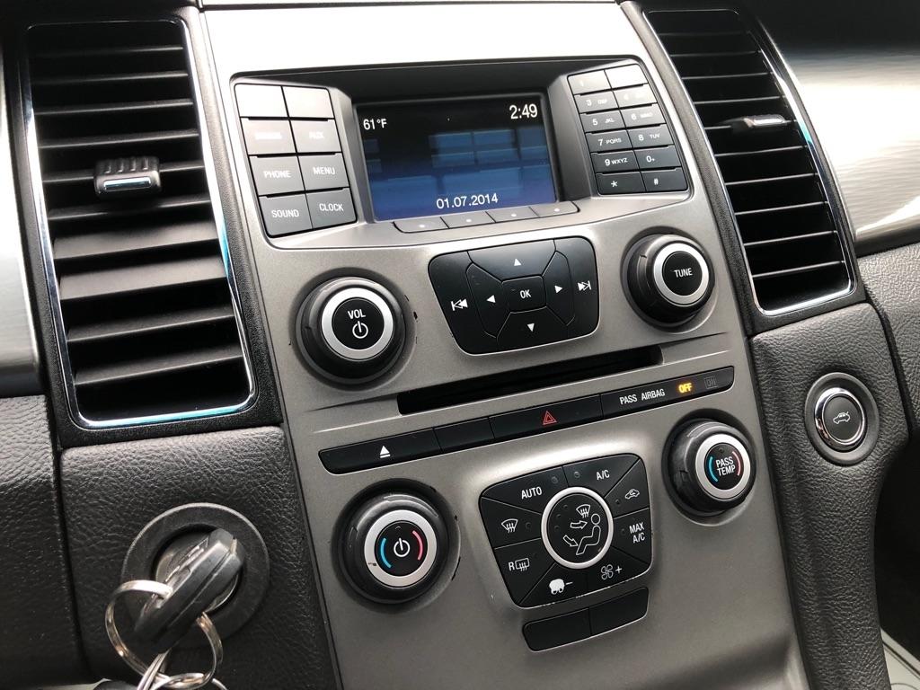 Ford Taurus  2014