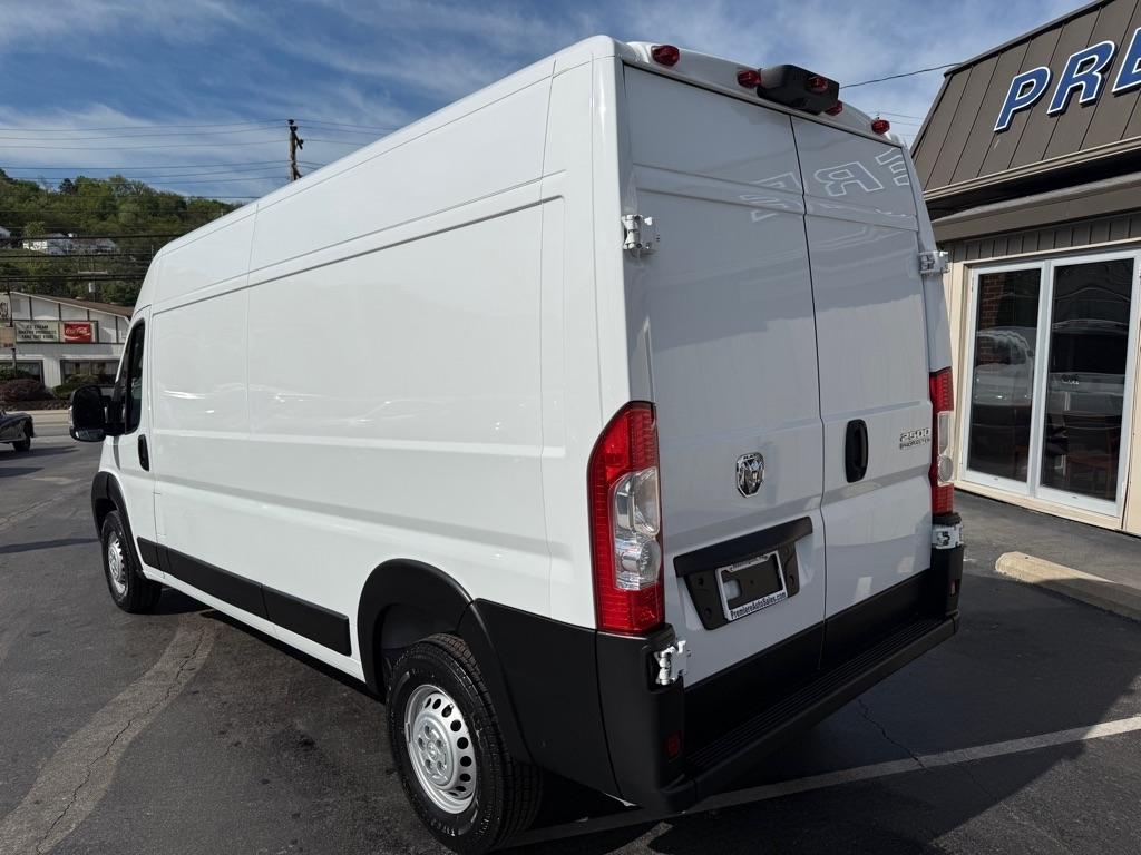 RAM Promaster  2025
