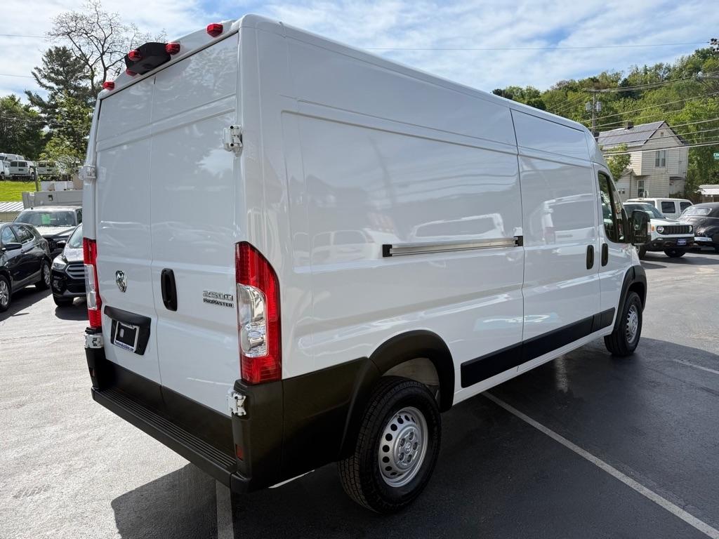 RAM Promaster  2025