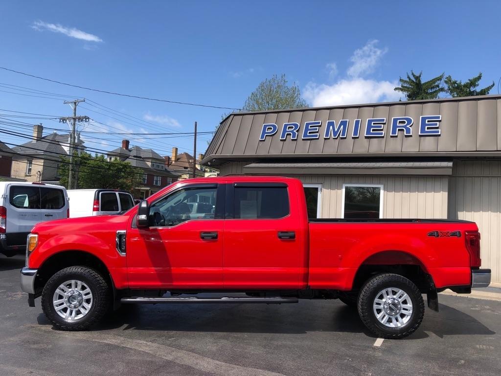 2017 Ford F-250 XLT 4x4 Crew Cab 8' Box's photo