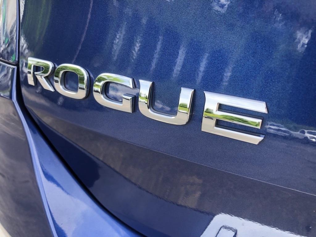 Nissan Rogue  2019