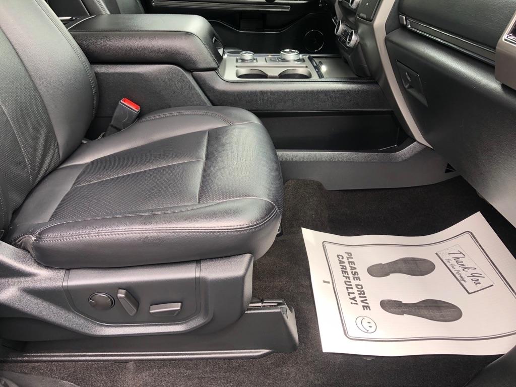 Ford Expedition  2020