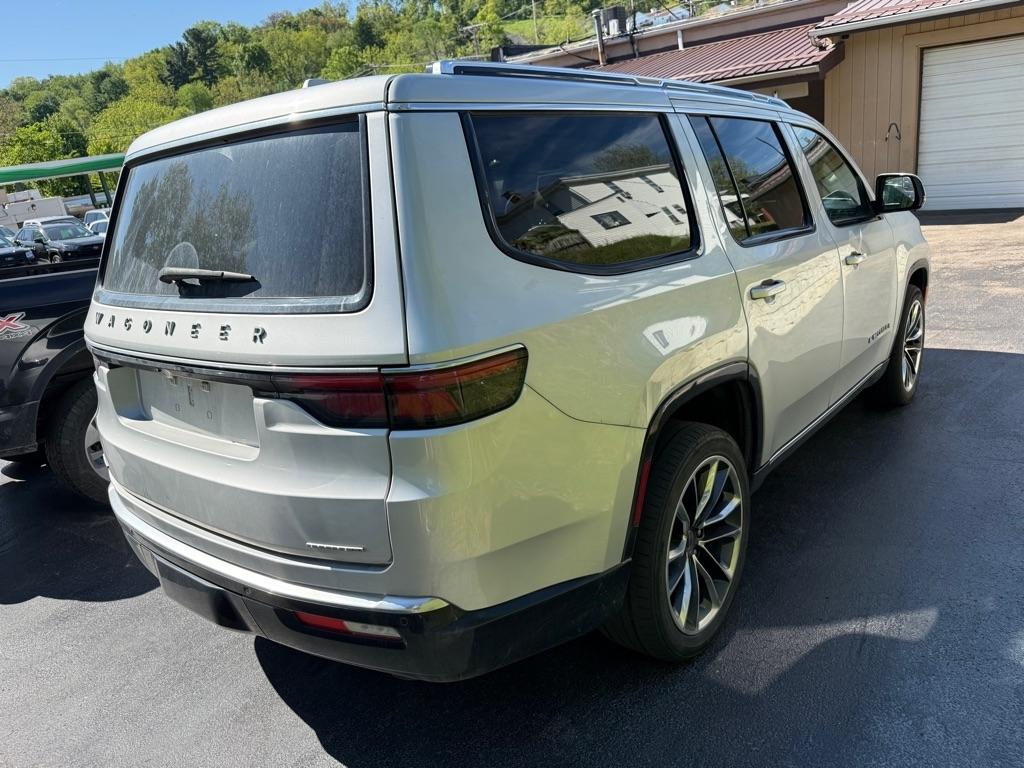 Jeep Wagoneer  2022