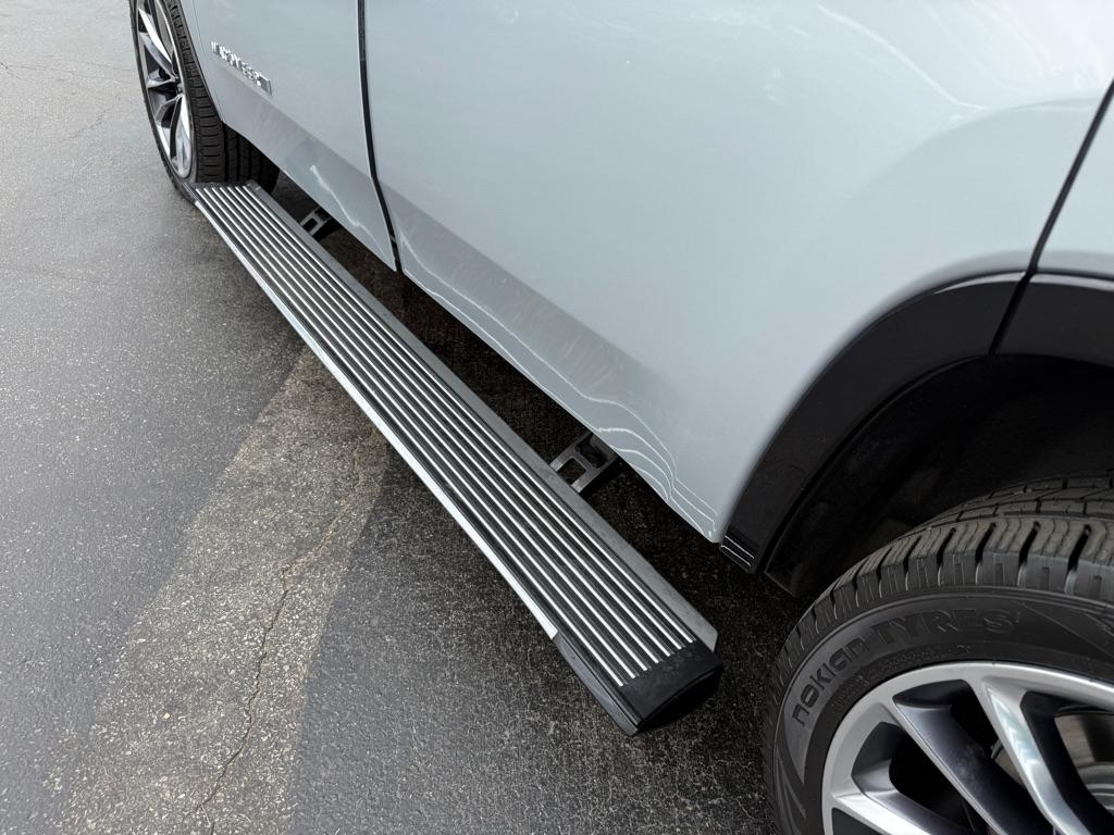 Jeep Wagoneer  2022