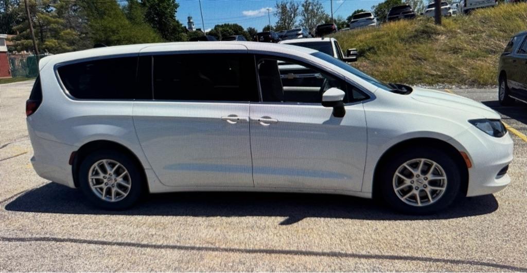 Chrysler Voyager  2022