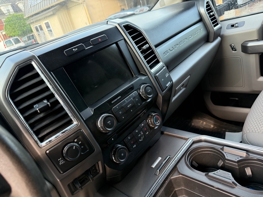 Ford F-250 SD  2018
