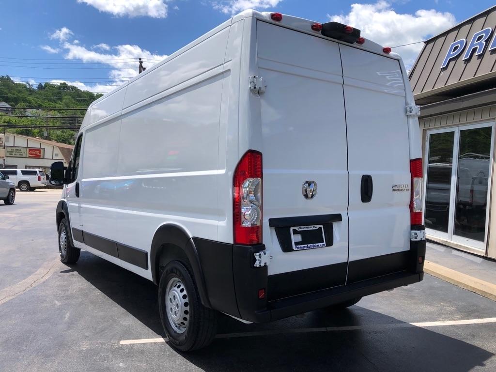 RAM Promaster  2025