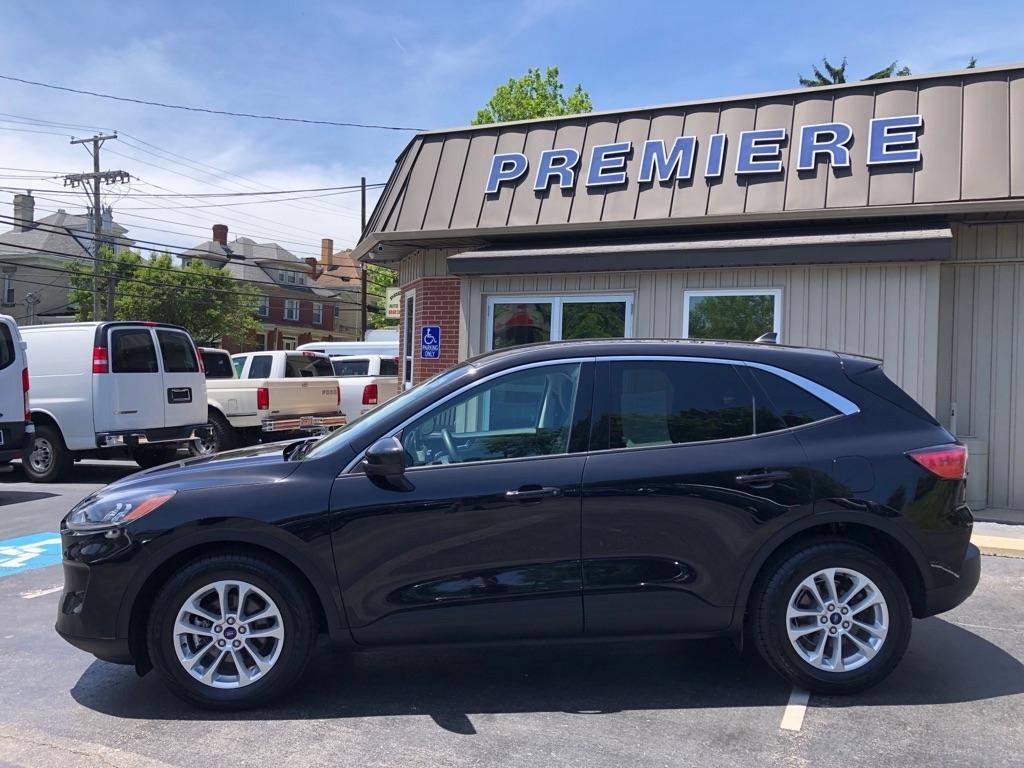 Ford Escape Hybrid  2021