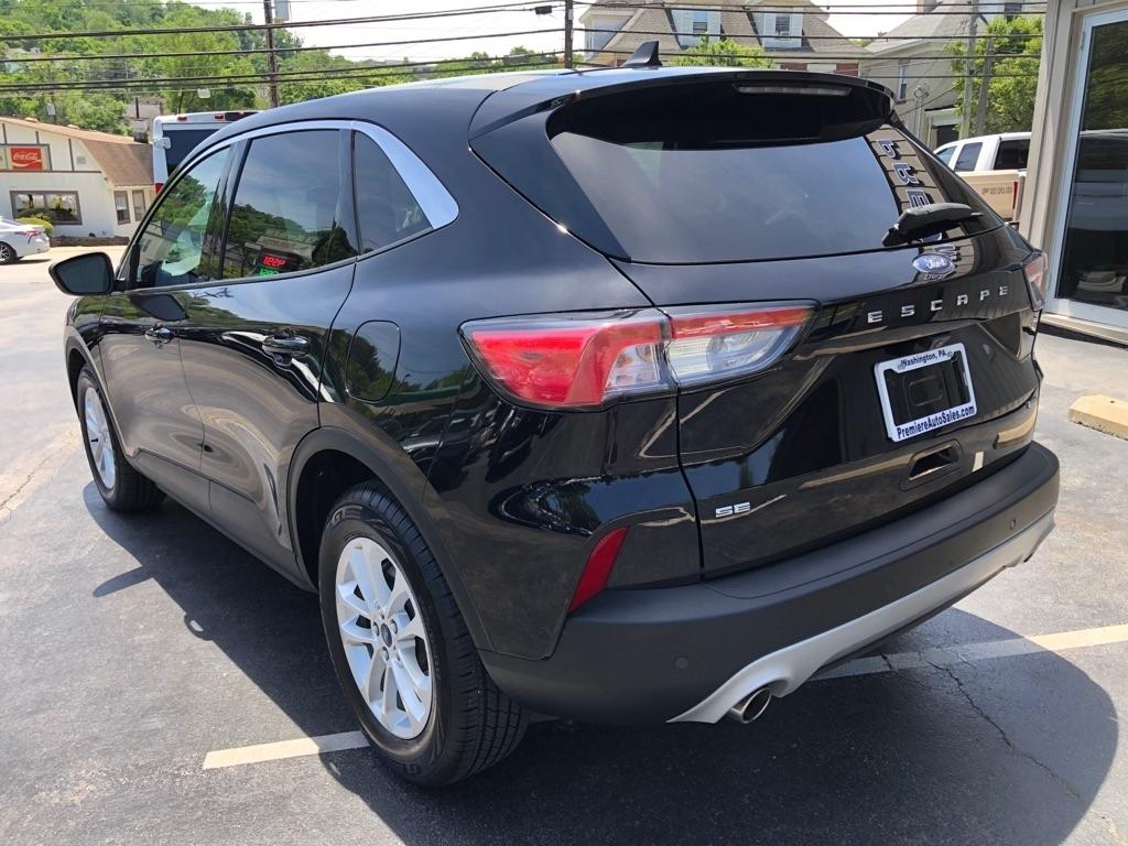 Ford Escape Hybrid  2021