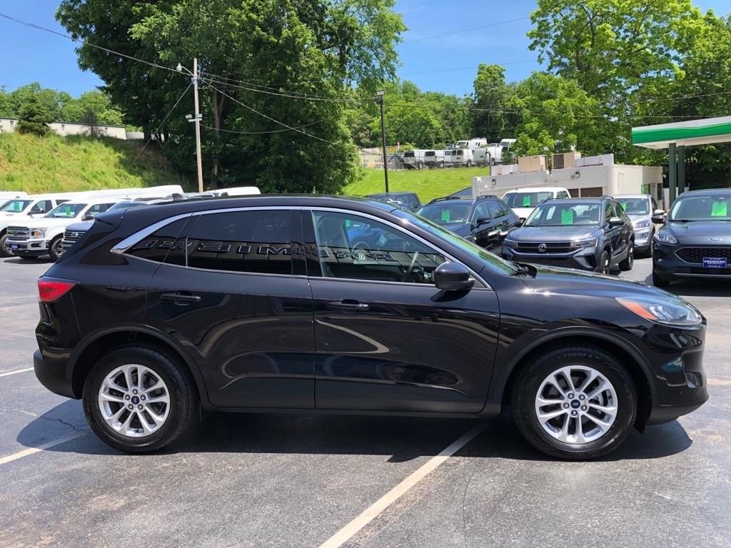 Ford Escape Hybrid  2021