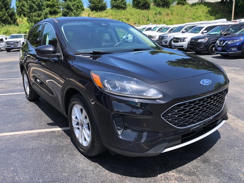 Ford Escape Hybrid  2021