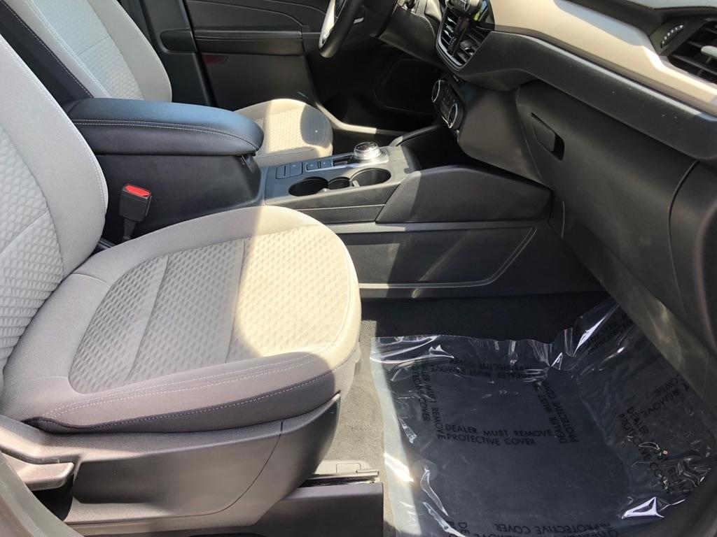 Ford Escape Hybrid  2021