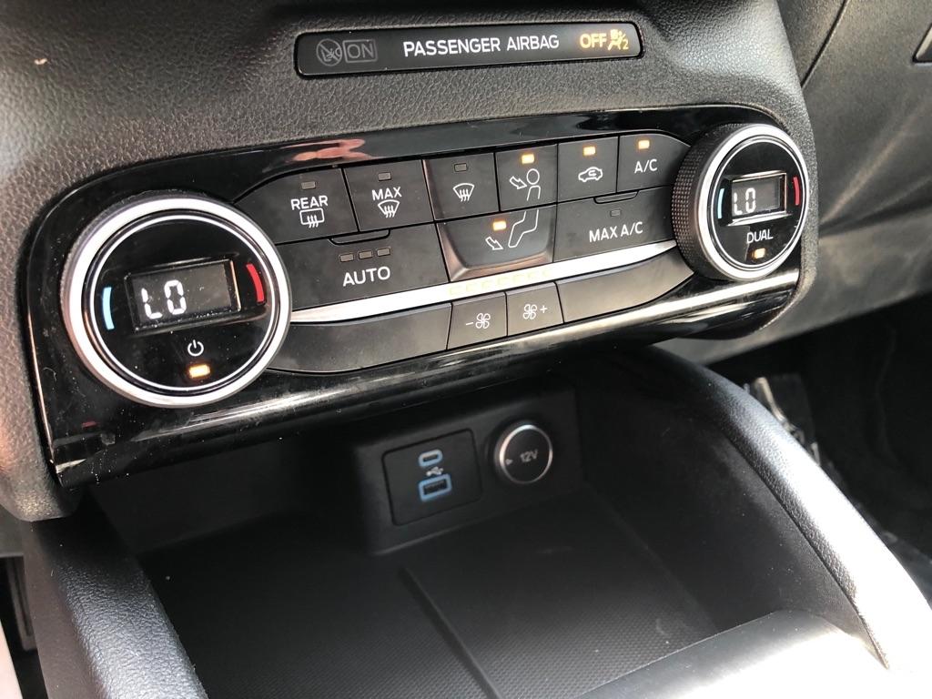 Ford Escape Hybrid  2021
