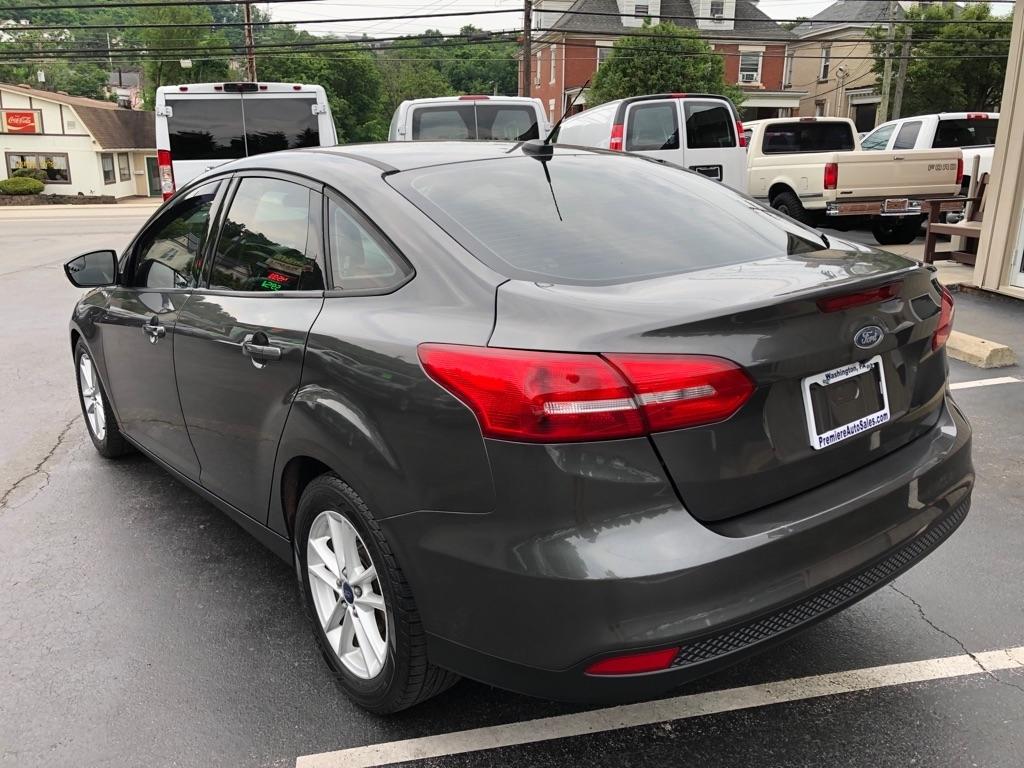 Ford Focus  2015