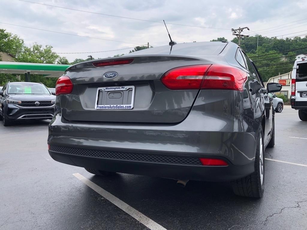 Ford Focus  2015