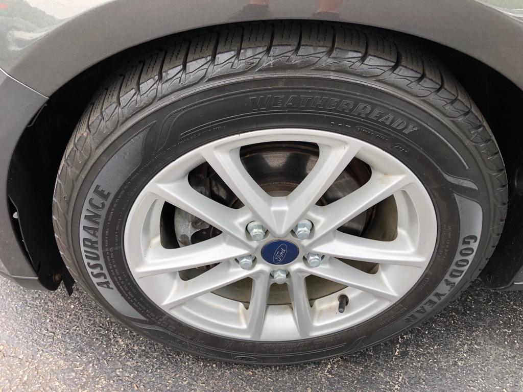 Ford Focus  2015