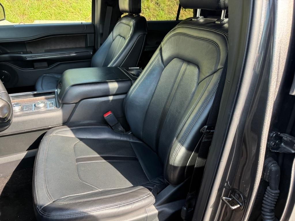 Ford Expedition  2020
