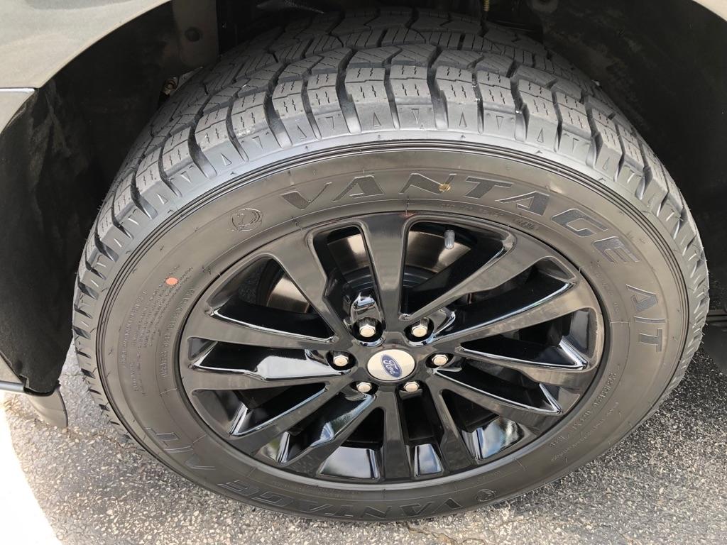 Ford Expedition  2020
