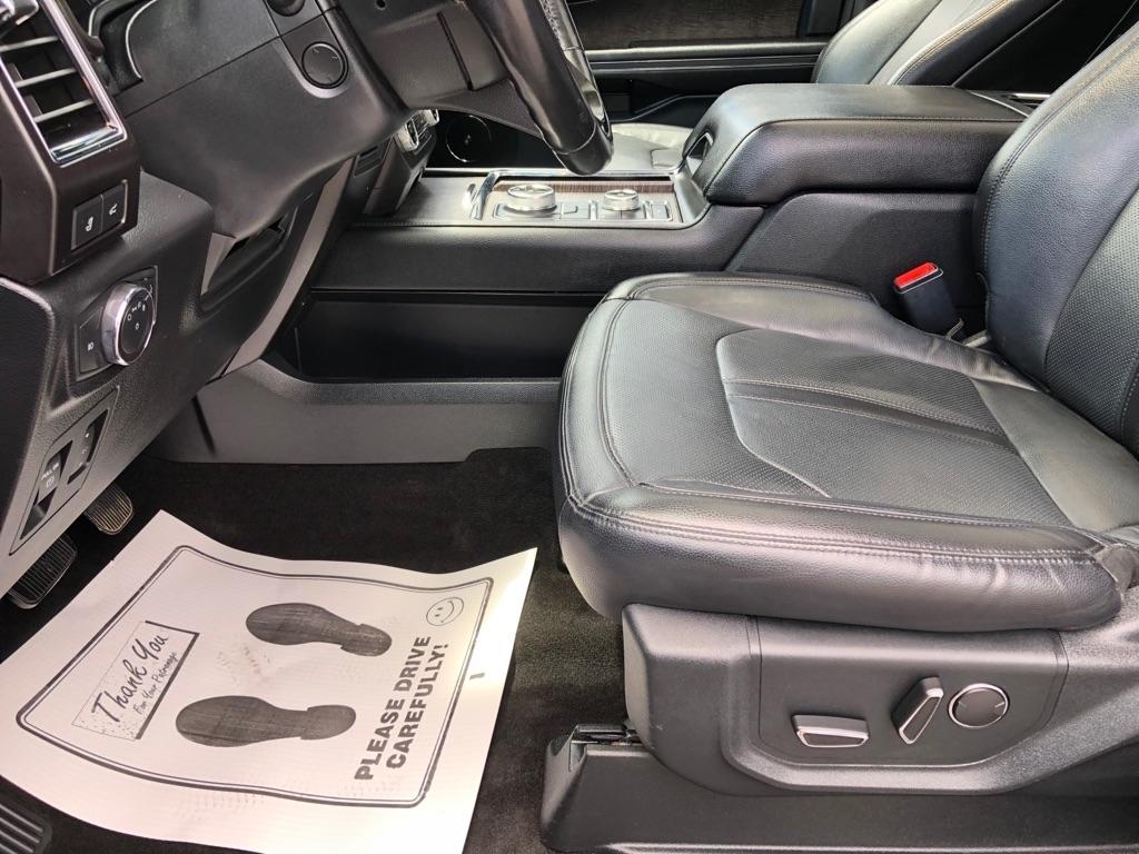 Ford Expedition  2020
