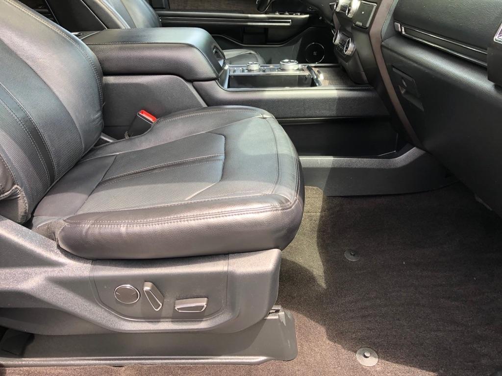 Ford Expedition  2020