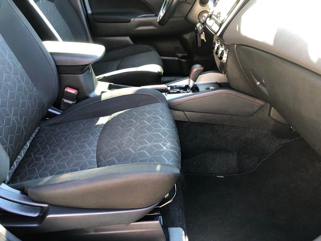 Mitsubishi Outlander Sport  2022