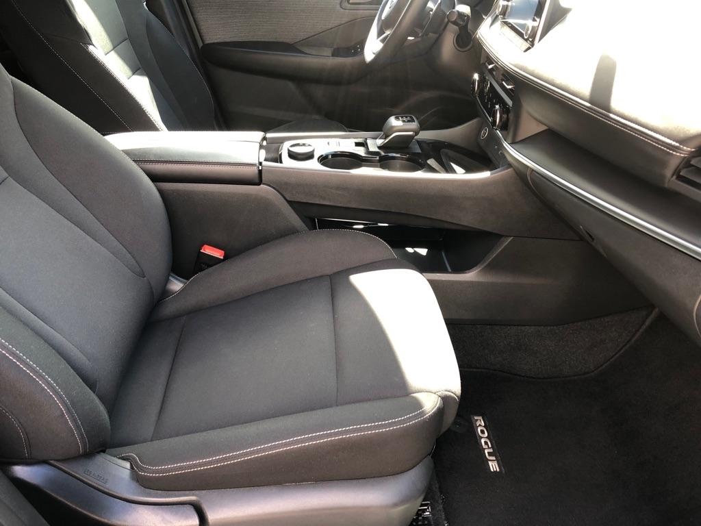 Nissan Rogue  2023