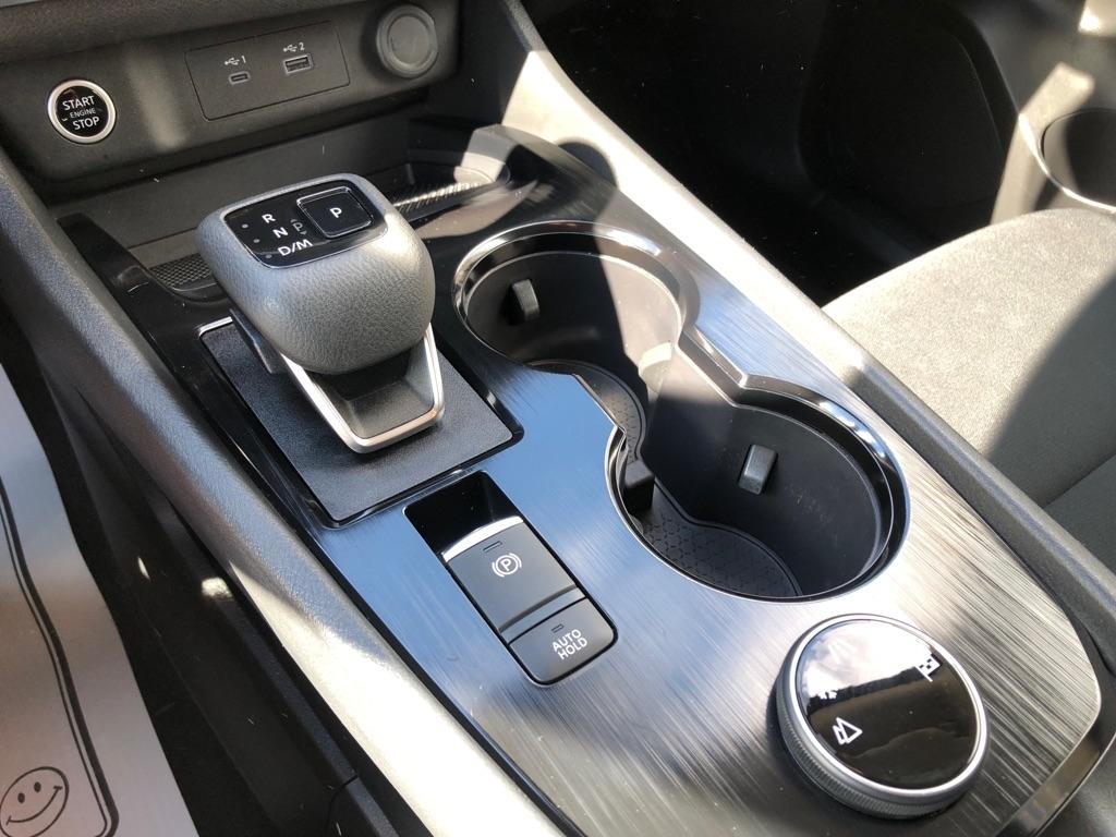 Nissan Rogue  2023
