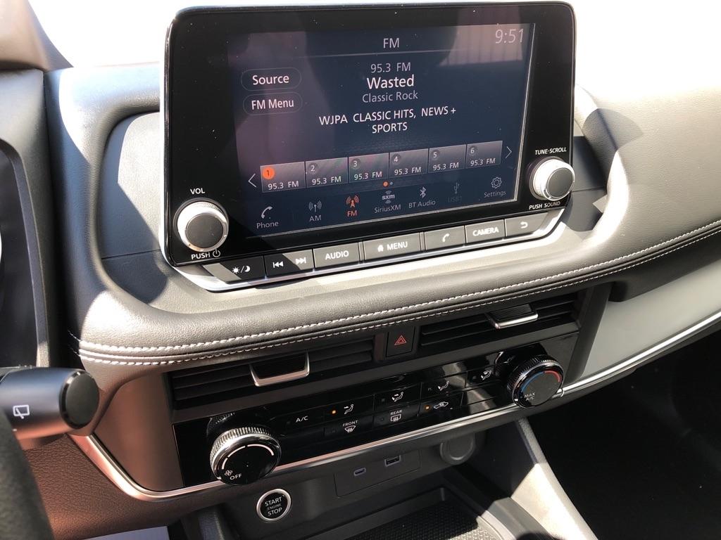 Nissan Rogue  2023