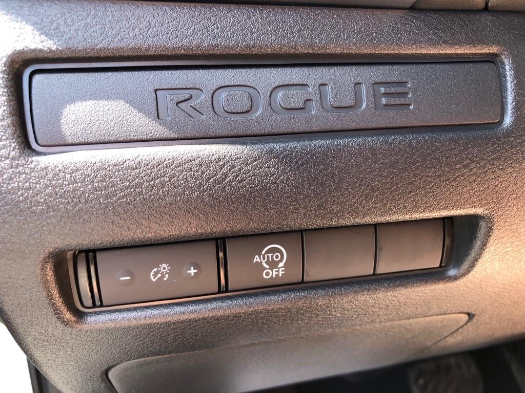 Nissan Rogue  2023