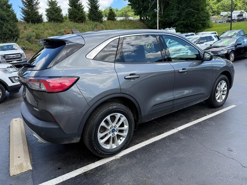 Ford Escape  2021