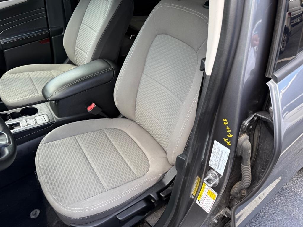 Ford Escape  2021