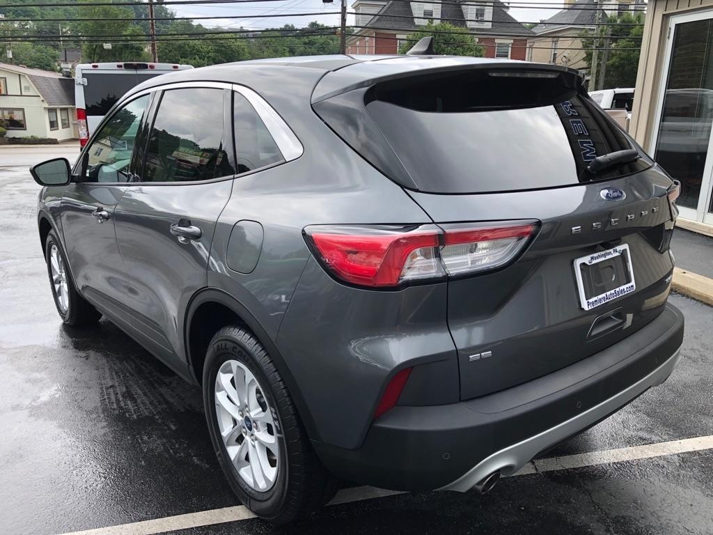 Ford Escape  2021