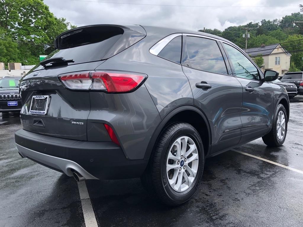 Ford Escape  2021