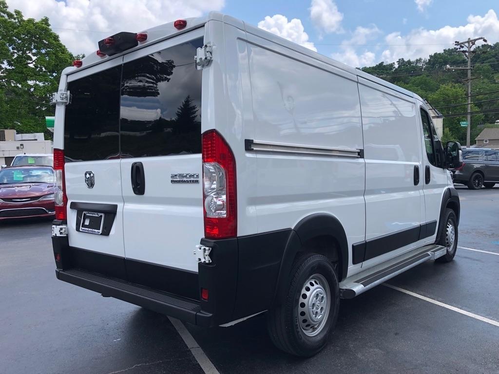 RAM Promaster  2025