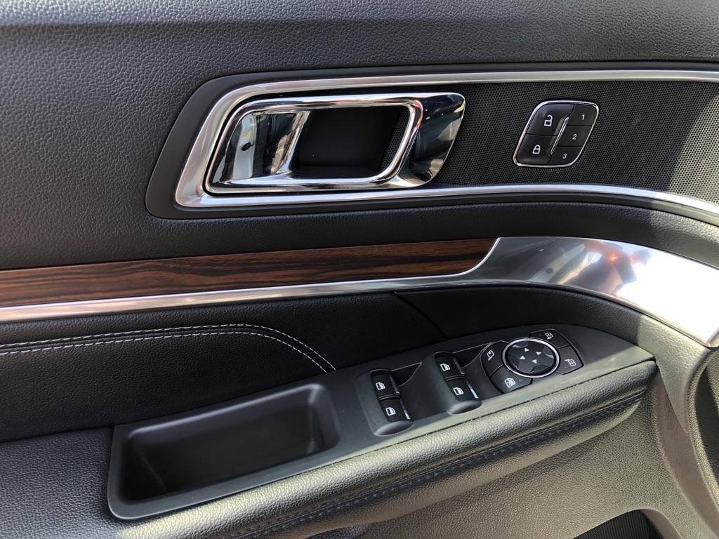 Ford Explorer  2016