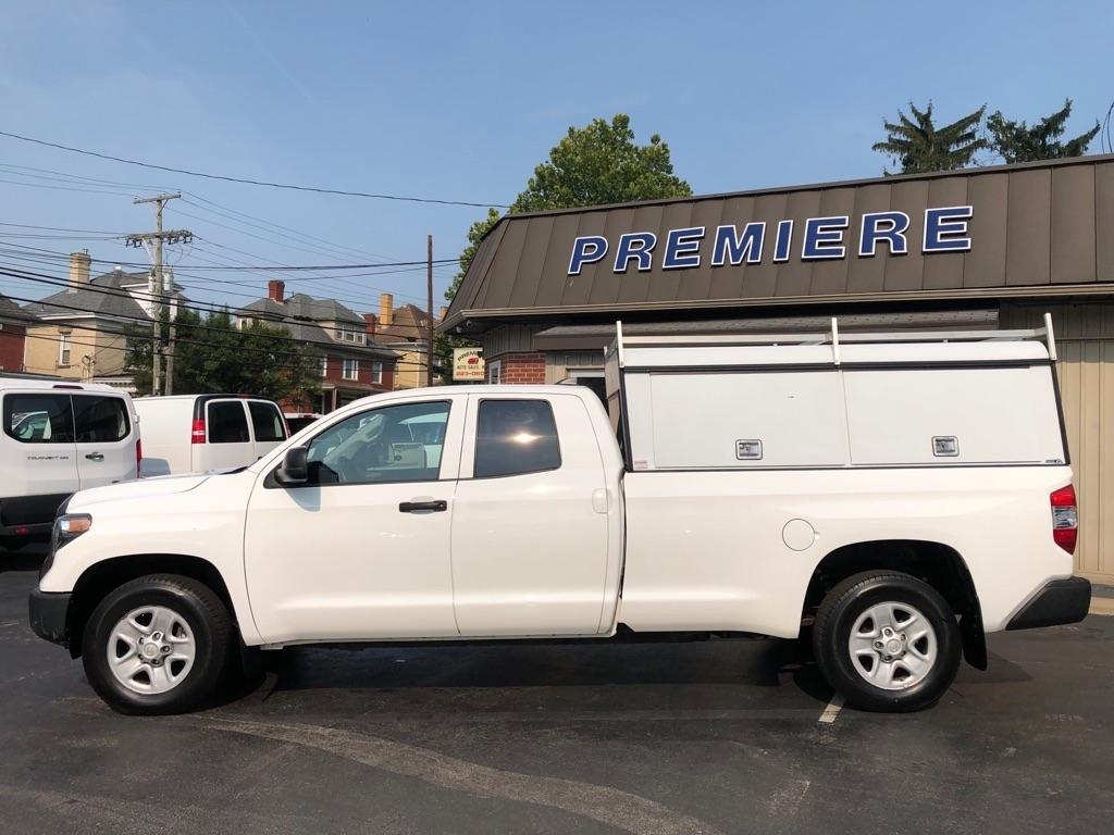 Toyota Tundra  2021