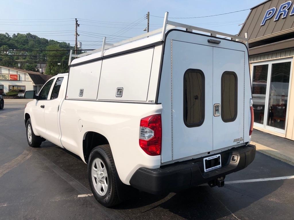 Toyota Tundra  2021