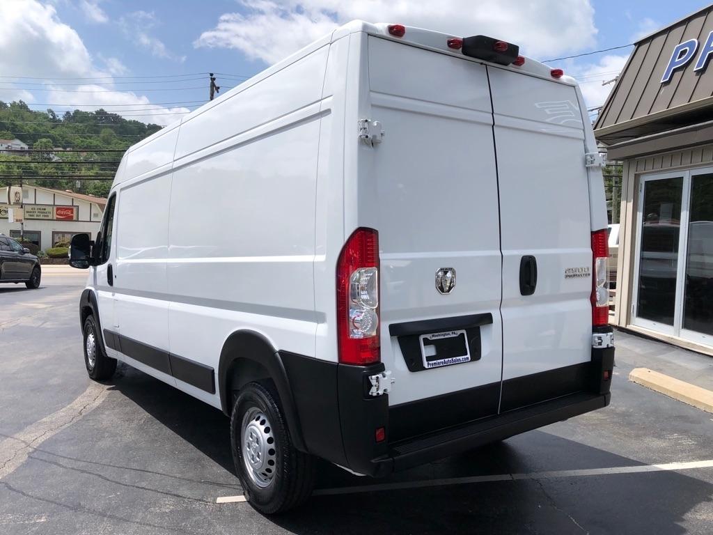 RAM Promaster  2025