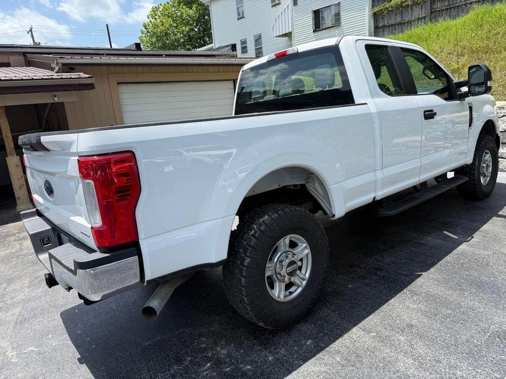Ford F-250 SD  2017