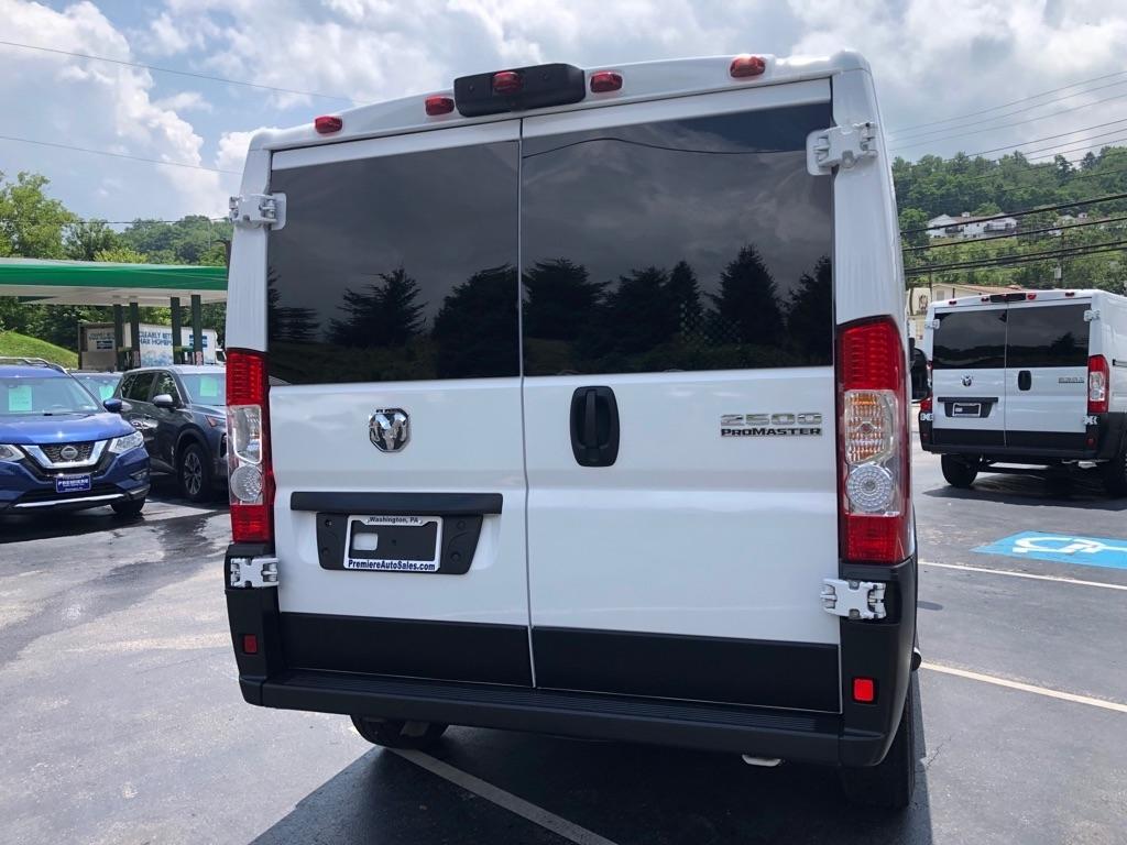 RAM Promaster  2025