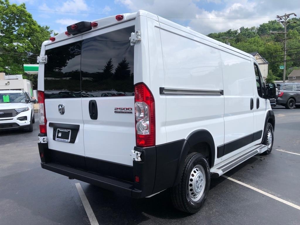 RAM Promaster  2025