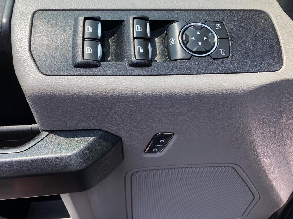 Ford F-250 SD  2018