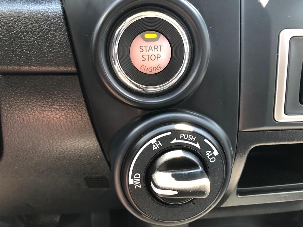 Nissan Titan  2022