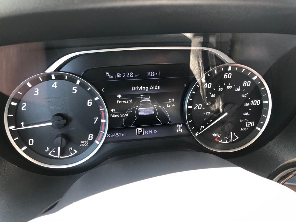 Nissan Titan  2022