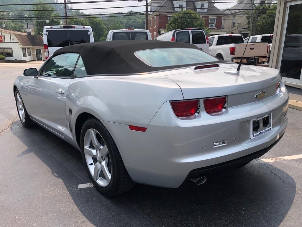 Chevrolet Camaro  2011