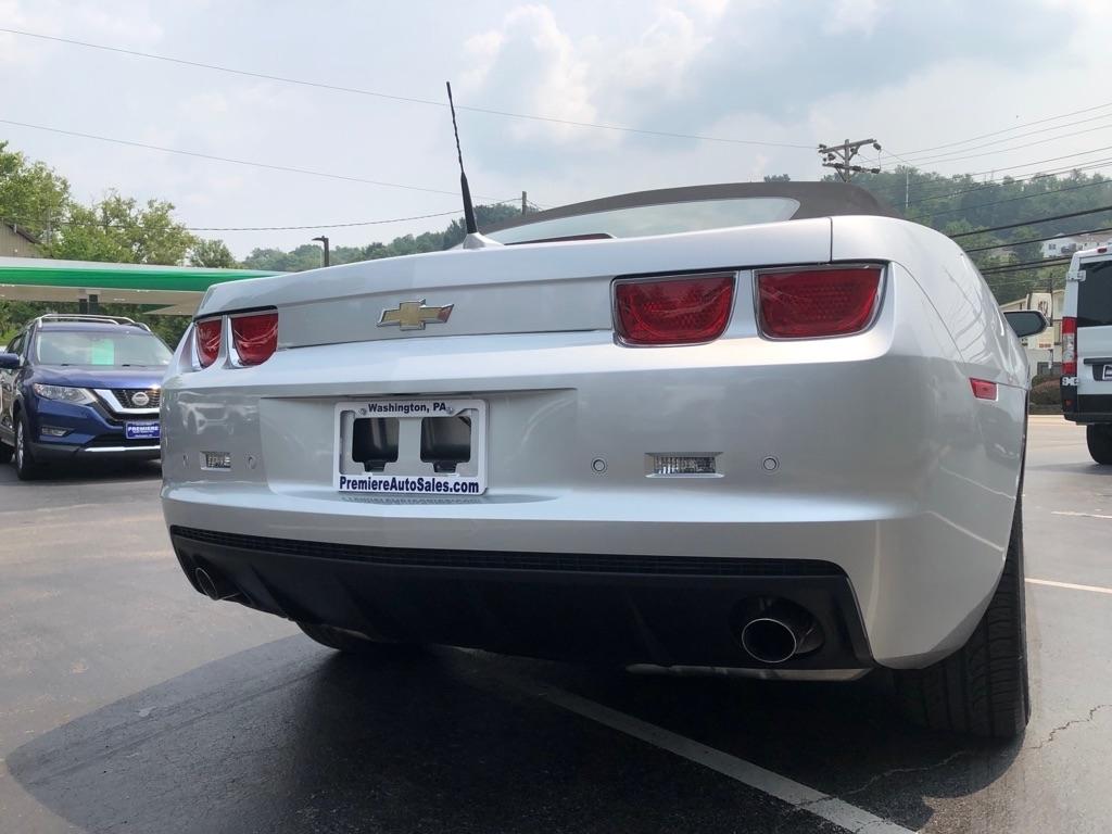 Chevrolet Camaro  2011