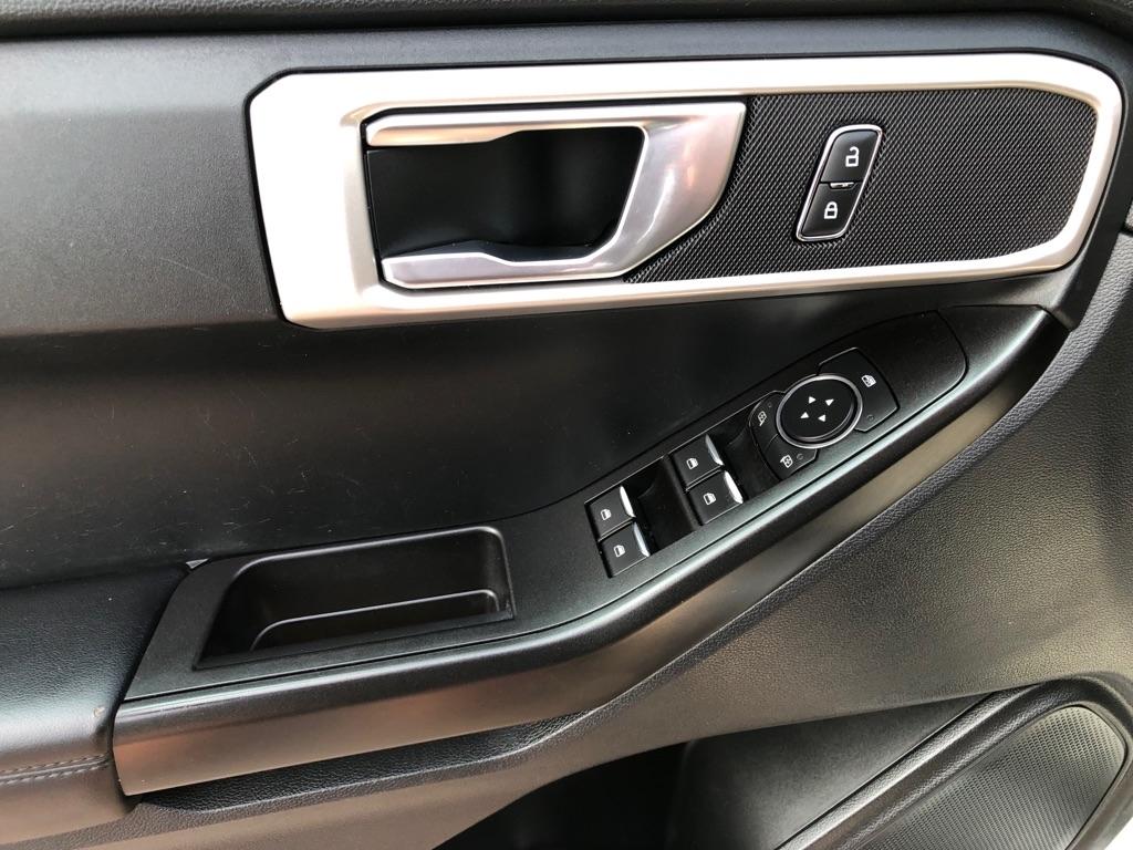 Ford Explorer  2021
